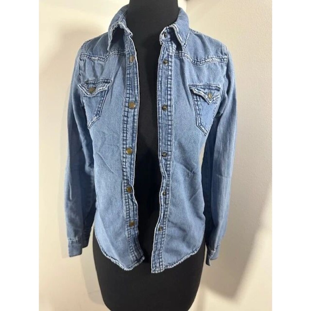 Miley Cyrus Distressed Denim Button Down Shirt 8313 Small